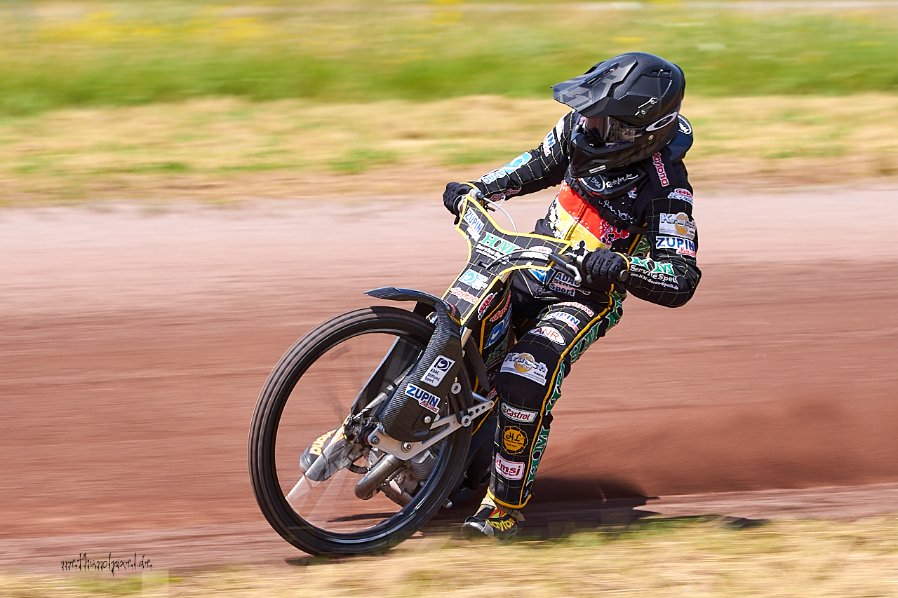 A7308449 1280 bachhuber1