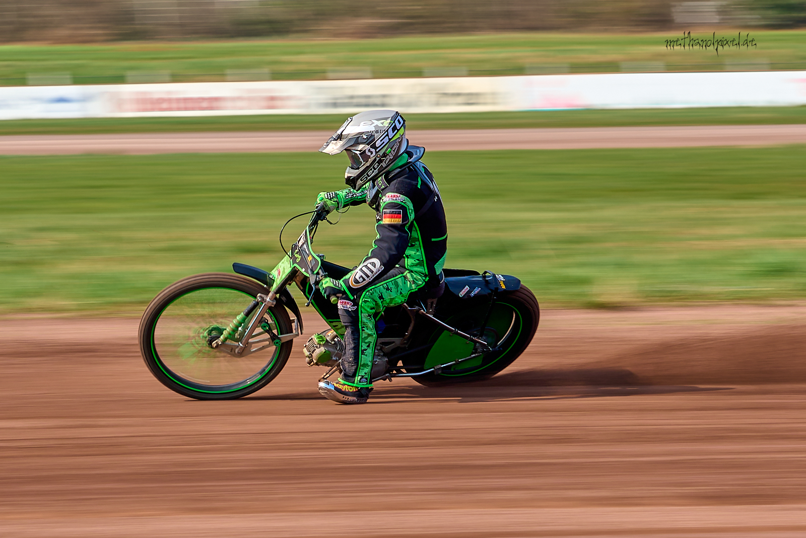 A7403576 mitzieher tim 1600