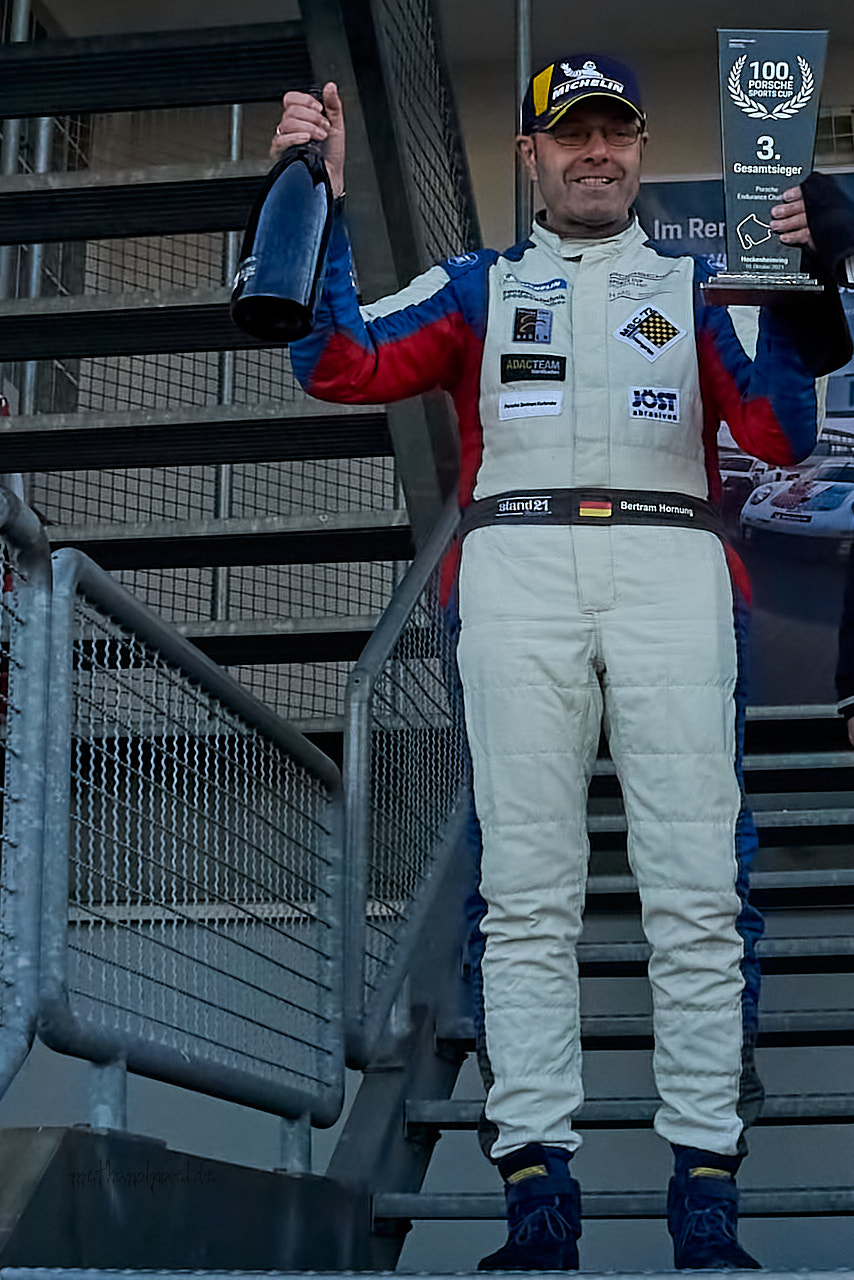 RX108326 96Pokal 1280